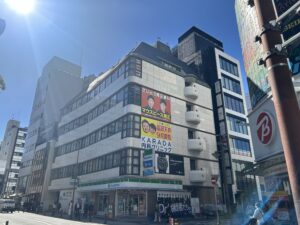 ibb fukuokaビル　屋外広告